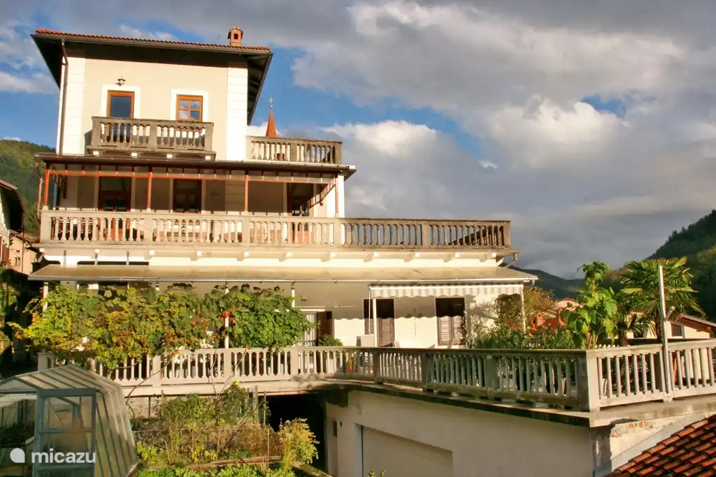 soca penthouse 1e verdieping