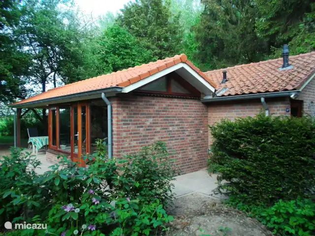 bungalow huren in Nederland, Gelderland, Hummelo – Hessenhuisje De nieuwbouw biedt een tweede slaapkamer met 2 eenpersoons bedden.