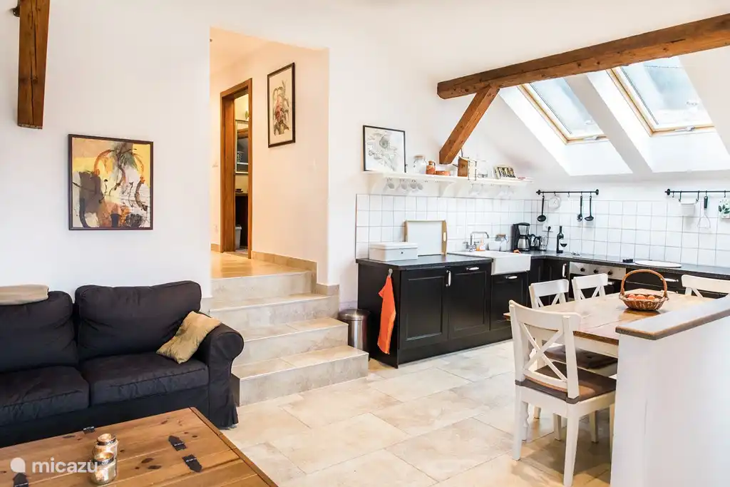 Wohnzimmer und Küche App. Krn