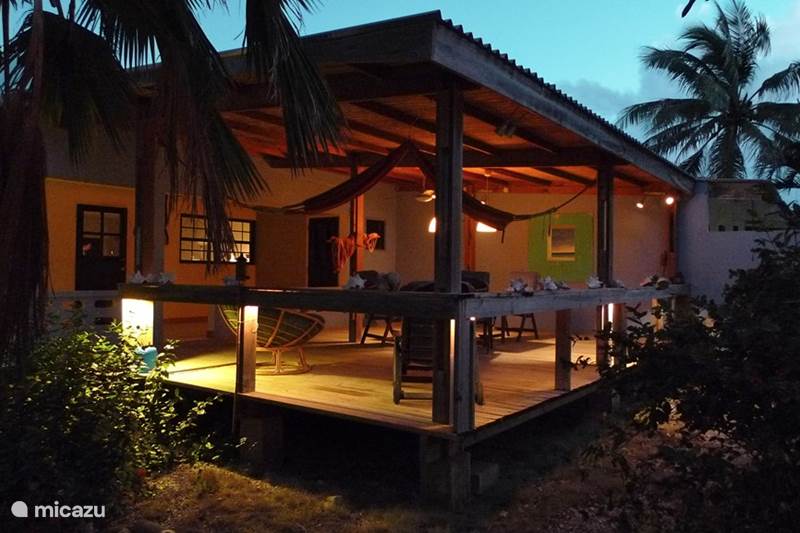 Vacation rental Bonaire, Bonaire, Belnem Holiday house Kas Blau
