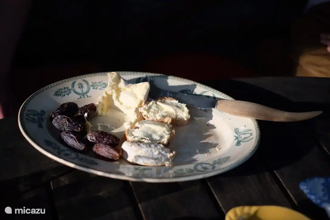 endless lingering with a view of the clear starry sky