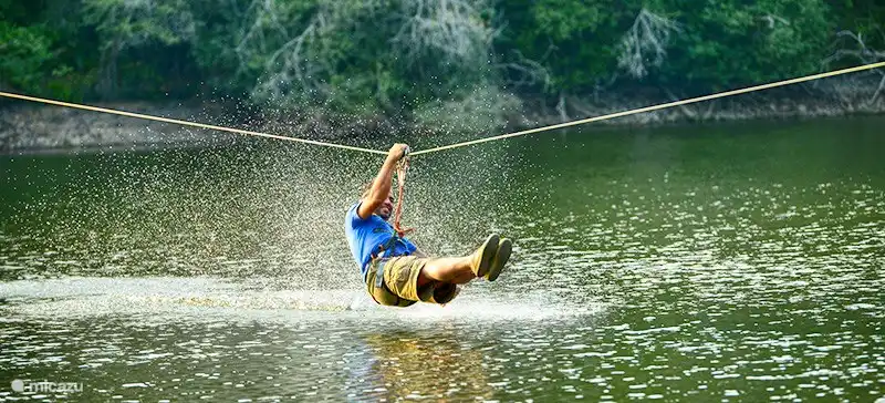 Sidialles, something fun to do for everyone, rent a boat, abseiling over the lake, on ropes around the lake or all kinds of activities for the little ones!