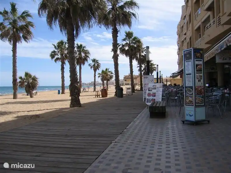 Vista del bulevar (todavía tranquilo en marzo)