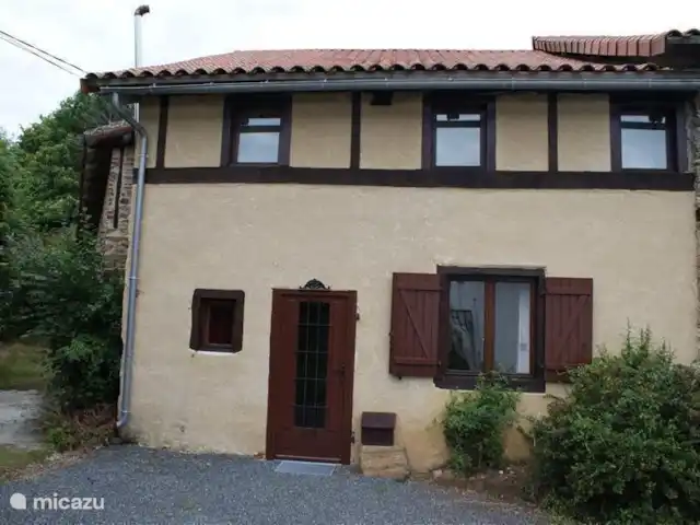 Domaine Horliday | France, Haute-Vienne, Champsac - maison de vacances C'est ainsi que vous arrivez à Bousseroux dans votre maison de vacances !