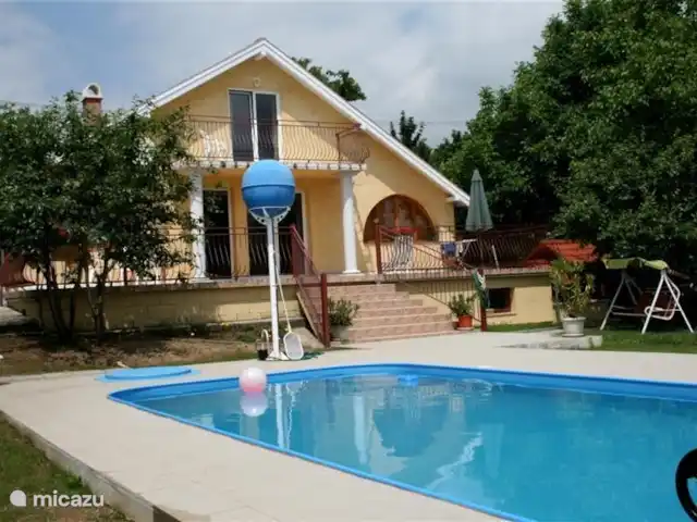 Location de Vacances Hongrie, Lac Velence, Sukoró, bungalow - Maison solaire avec piscine Location de Vacances Hongrie, Lac Velence, Sukoró, bungalow - Maison solaire avec piscine