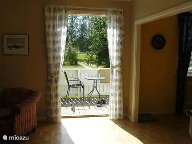 Svabensverk en Suecia, Dalarna, Enviken - casa vacacional Puertas francesas a la terraza con hermosas vistas.
