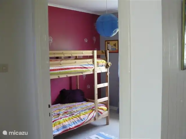 Svabensverk en Suecia, Dalarna, Enviken - casa vacacional Dormitorio con literas