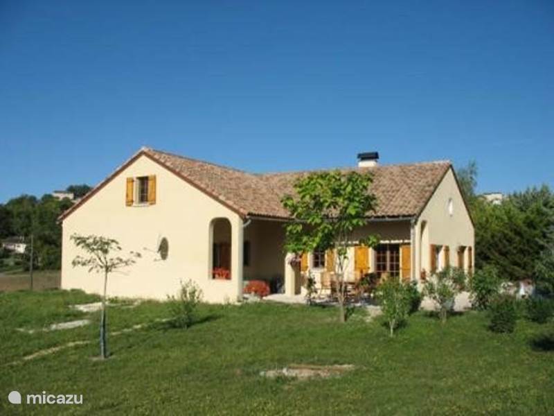 Holiday home in France, Lot, Castelnau-Montratier Holiday house Holiday home 'De Ruif'