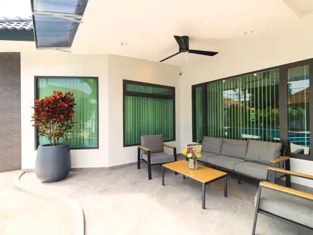 Villa Pattaya Hill met prive zwembad huren in Thailand, Oostelijke Golfkust, Pattaya - villa Terrace