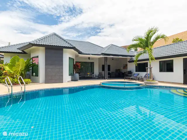 Villa Pattaya Hill met prive zwembad huren in Thailand, Oostelijke Golfkust, Pattaya - villa Villa met zwembad