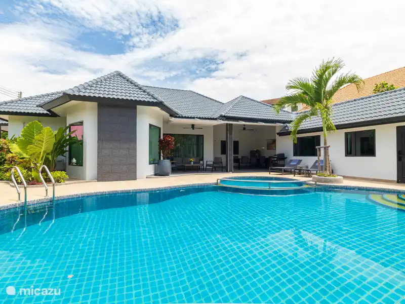 Villa Pattaya Hill met prive zwembad huren in Thailand, Oostelijke Golfkust, Pattaya - Villa Villa Pattaya Hill met prive zwembad huren in Thailand, Oostelijke Golfkust, Pattaya - Villa