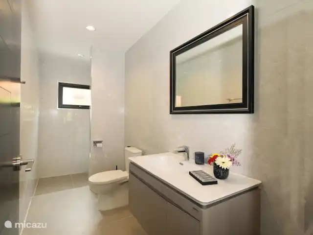Villa Pattaya Hill met prive zwembad huren in Thailand, Oostelijke Golfkust, Pattaya - villa Badkamer