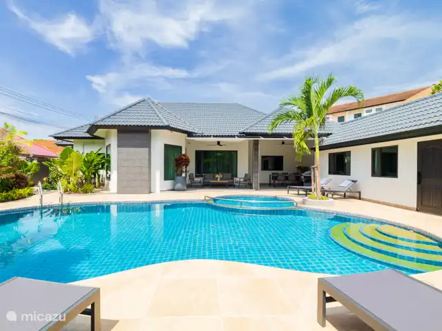 Villa Pattaya Hill met prive zwembad huren in Thailand, Oostelijke Golfkust, Pattaya - villa Villa met zwembad