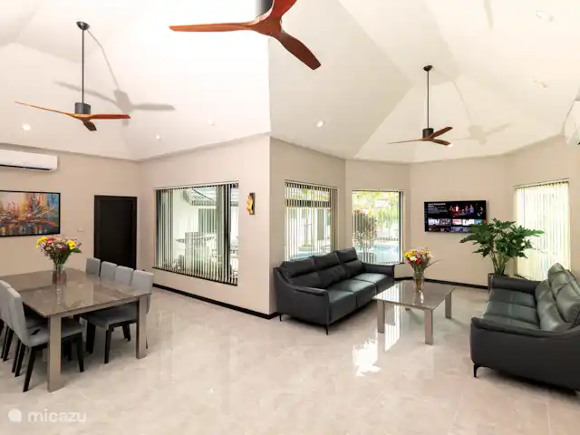 Villa Pattaya Hill met prive zwembad huren in Thailand, Oostelijke Golfkust, Pattaya - villa Woonkamer