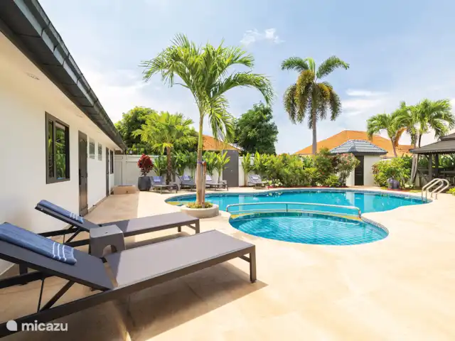 Villa Pattaya Hill met prive zwembad huren in Thailand, Oostelijke Golfkust, Pattaya - villa zwembad