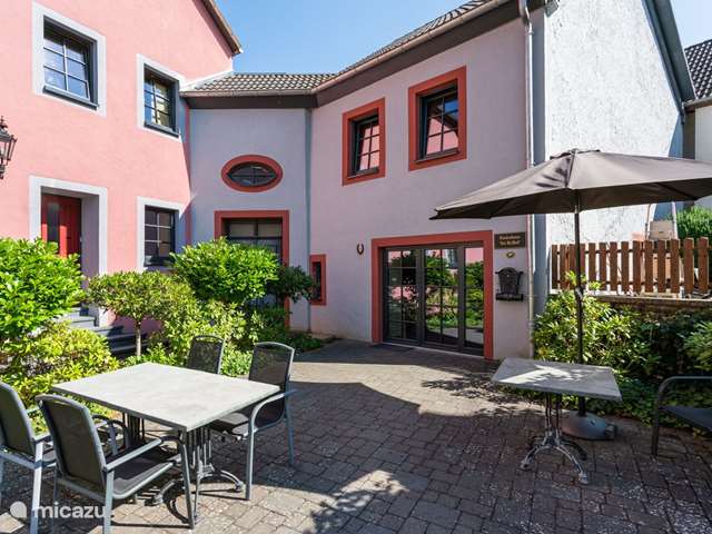 Holiday home in Germany, Eifel – holiday house Ferienhaus 'Im Kylltal'
