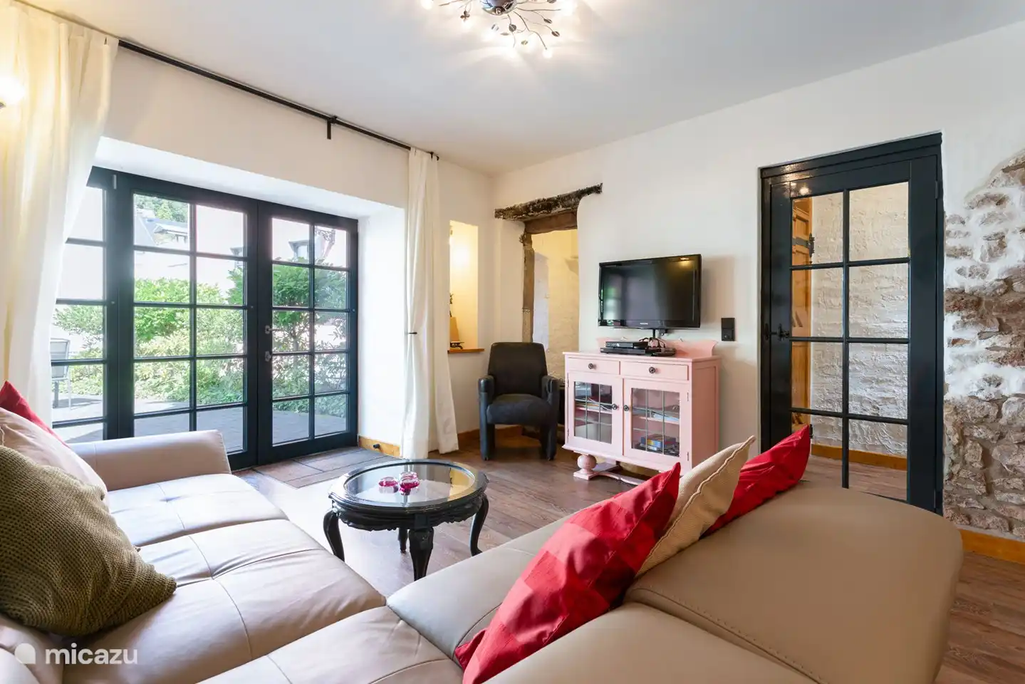 Disfruta en el sof&#225;