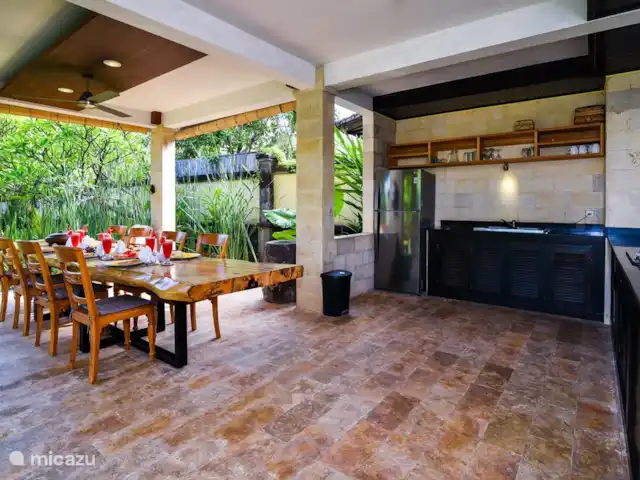 Location de Vacances Indonésie, Bali, Pemuteran, villa - Villa Sémadhi Pavillon avec cuisine et coin repas
