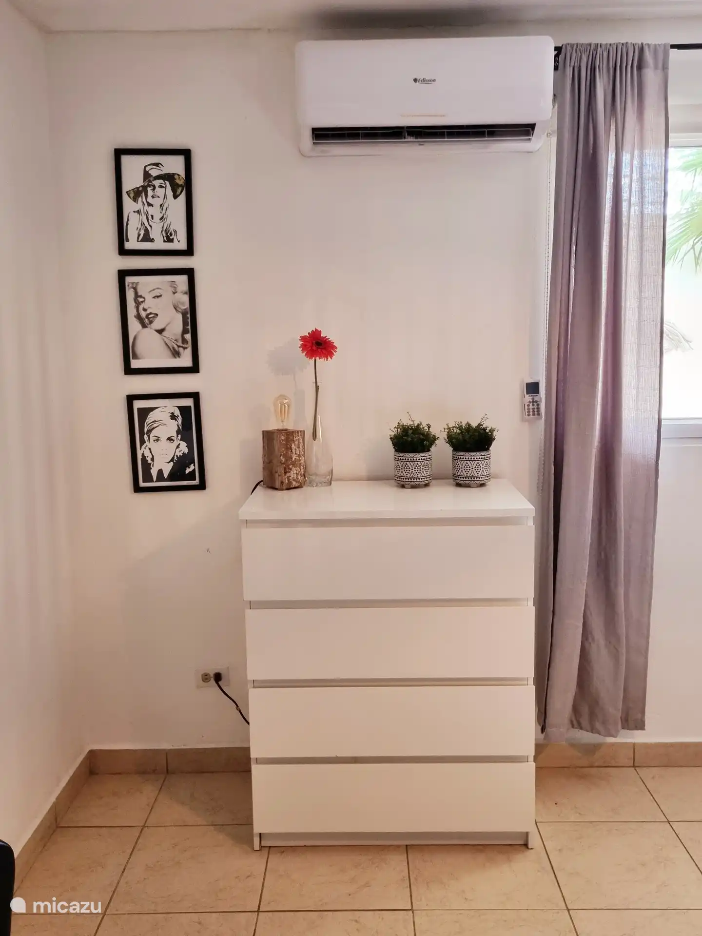 Geräumige Kommode im Hauptschlafzimmer