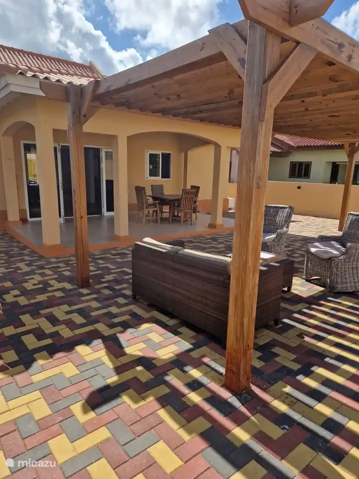 Villa Korsow in Curaçao, Banda Abou (West), Grote Berg - Villa