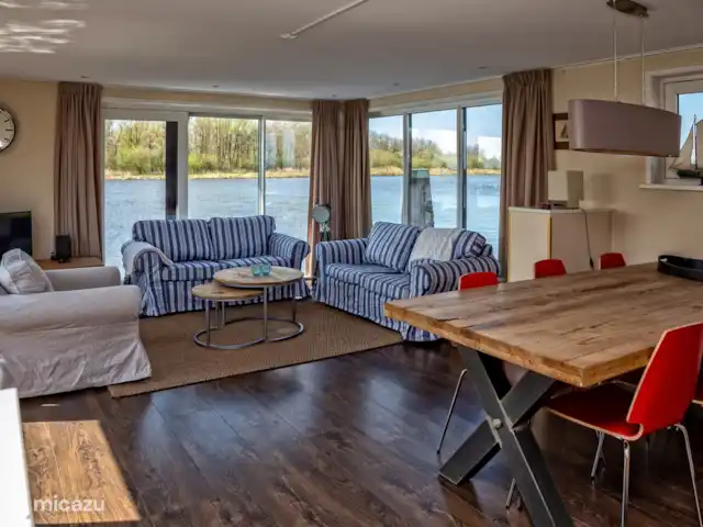 Péniche de luxe 'Sweltsje' | Pays-Bas, Frise, Eernewoude - camping-car / yacht / péniche Le salon
