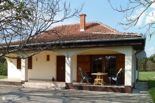 Vacation rental Hungary – holiday house Terka Tanya