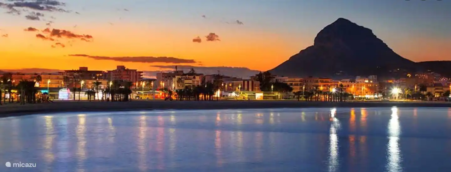 Javea, Playa del Arenal. Etwa eine halbe Autostunde von Moraira entfernt.