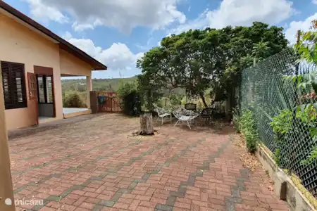 Vacation rental Curaçao, Banda Abou (West), Grote Berg holiday house Butuela