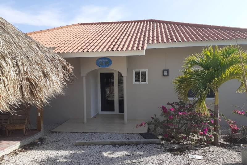Vakantiehuis Curaçao, Banda Abou (west), Fontein Villa Tropika met zwembad