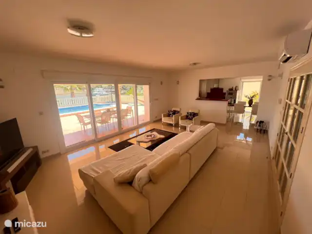 Villa Milà | Espagne, Costa Blanca, Benitachell - villa Le salon est équipé de la climatisation.