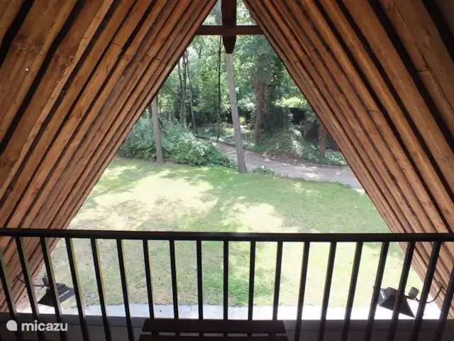 Château de la forêt | Pays-Bas, Brabant-Septentrional, Herpen - maison de vacances Balcon avec vue magnifique, accessible de la chambre par des portes-fenêtres.