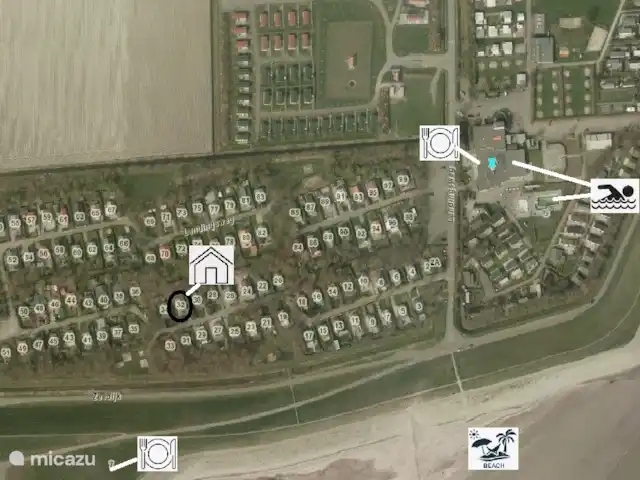 Location de Vacances Pays-Bas, Zélande, Baarland, bungalow - Bergeronnette grise Scheldeoord La situation de la maison, à proximité de la plage de l'Escaut et de la piscine.