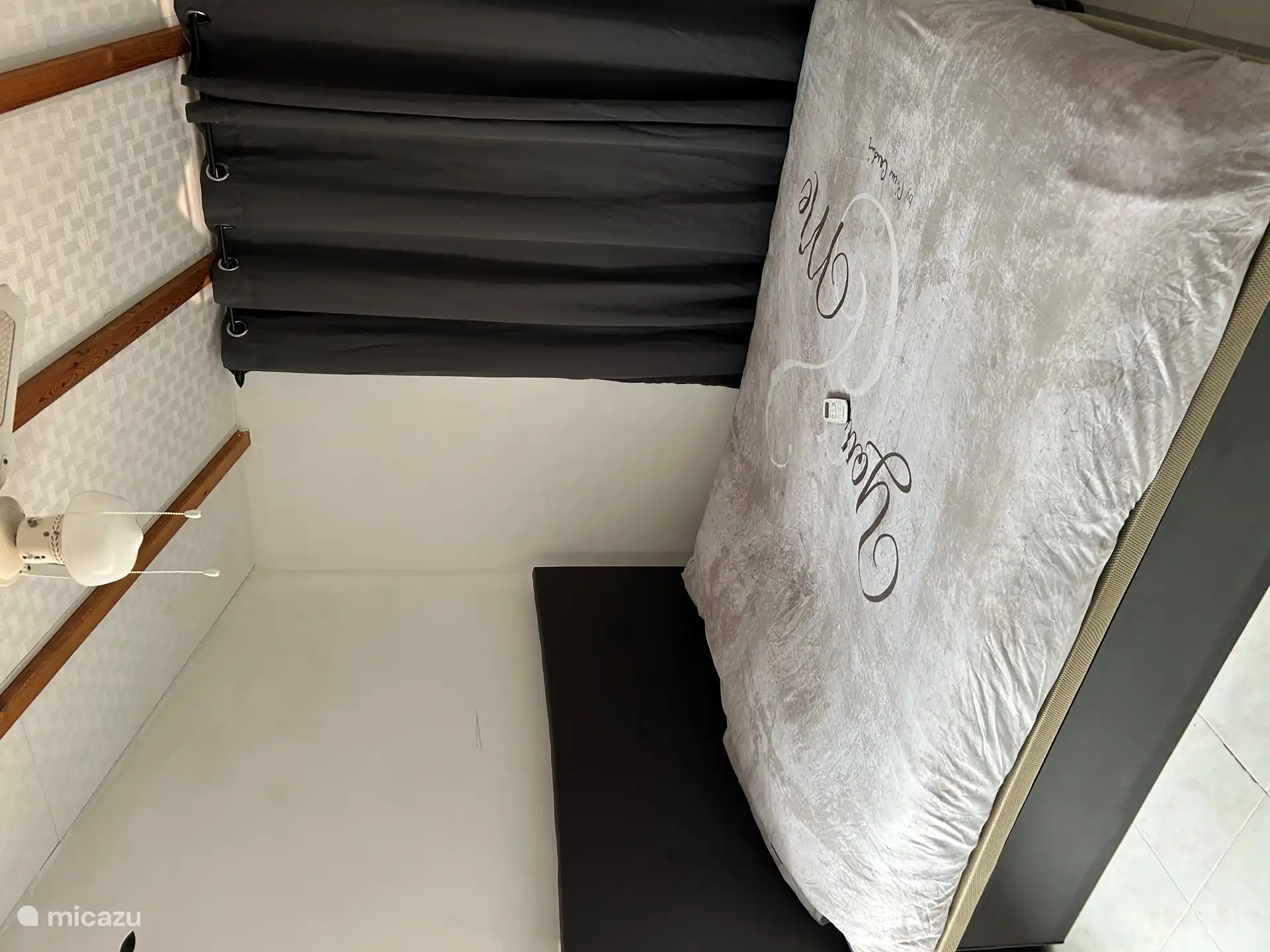 Boxspringbed in Slaapkamer 3 - 160 x 200 met luxe matras en topper. (december 23) 