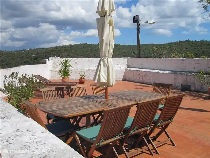 Een deel van het dakterras.