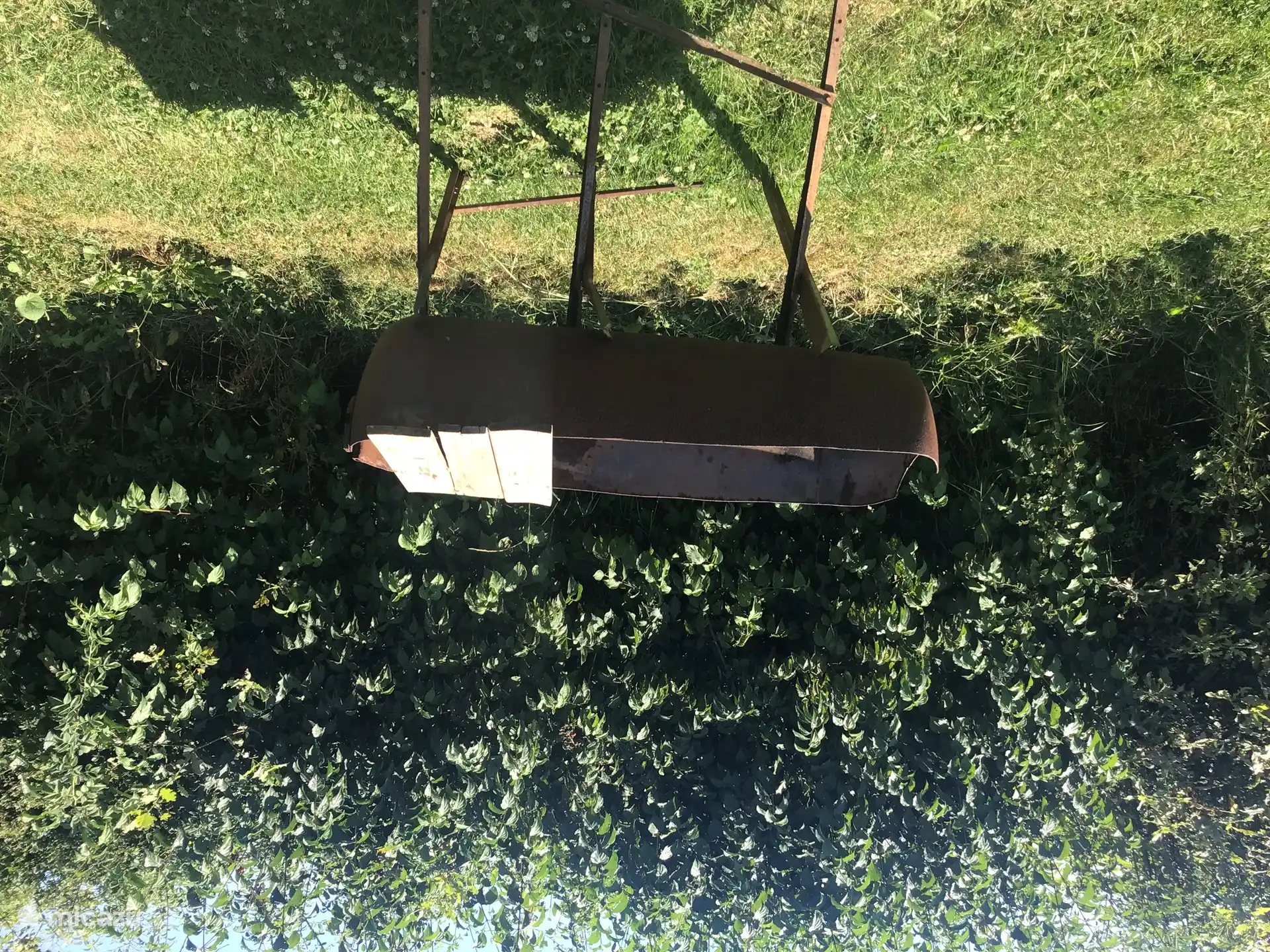 Und der Grill: mit Holzkohle oder mit echtem Holz (ist echter!).