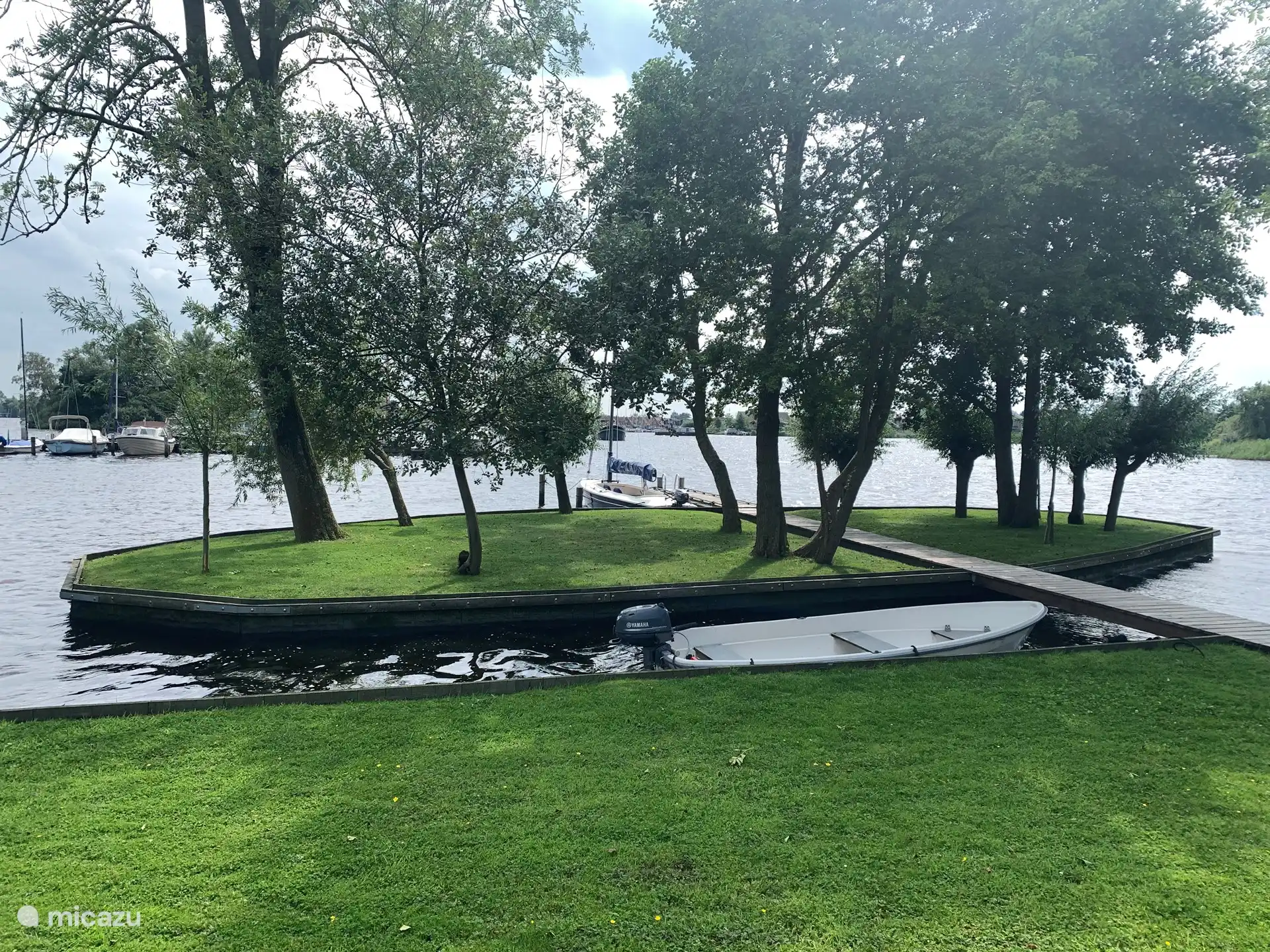 Use of rowing/fishing boat with outboard motor is included in the rental price