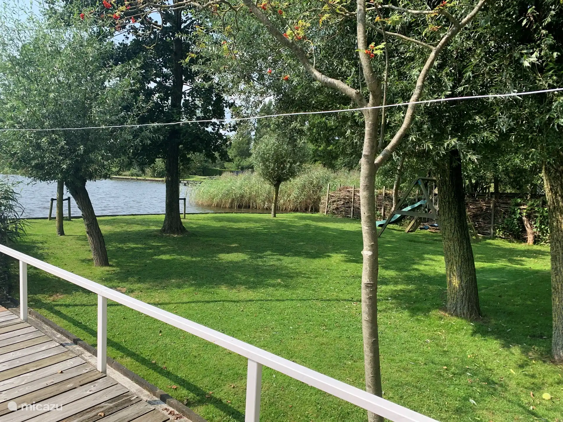 Land on the west side of the house, also equipped with playground equipment