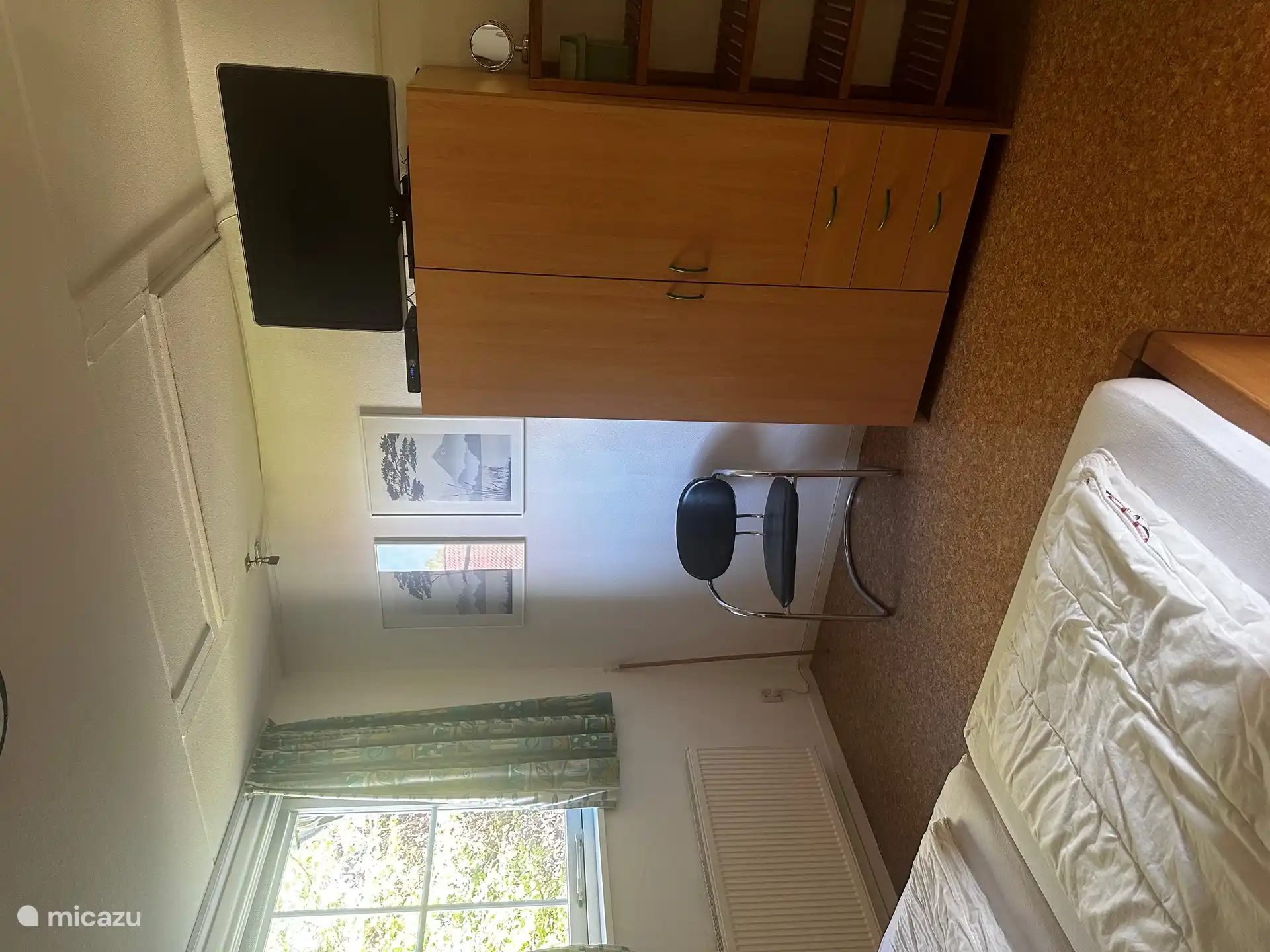 Schlafzimmer 1. OG Front 