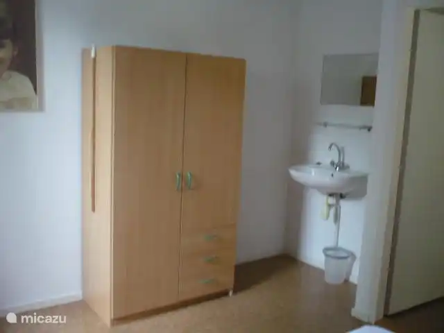 Schlafzimmer im Obergeschoss vor