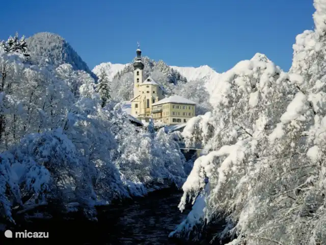 Montafón en Austria, Vorarlberg, Schruns - apartamento Iglesia de Tschagguns