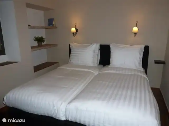 Finca La Estrella de Cómpeta huren in Spanje, Andalusië, Cómpeta - finca Slaapkamer 1 met riante boxspringbedden