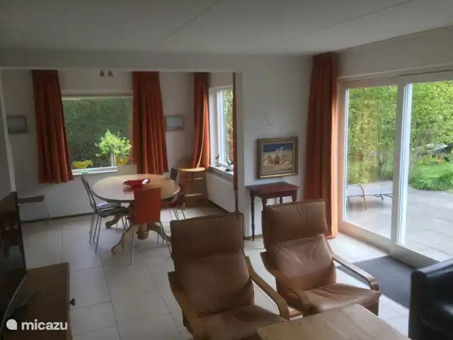 Fietsen, Nederland, Zeeland, Nieuwvliet-Bad, vakantiehuis Le Rivage 9 Nieuwvliet Huiskamer