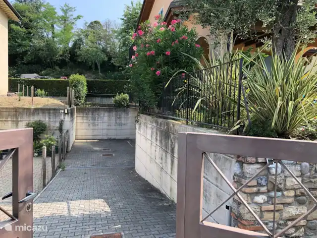 Villa Borgo Venzago | Italie, Lac de Garde, Desenzano del Garda - villa Vous garez votre voiture dans votre propre allée.