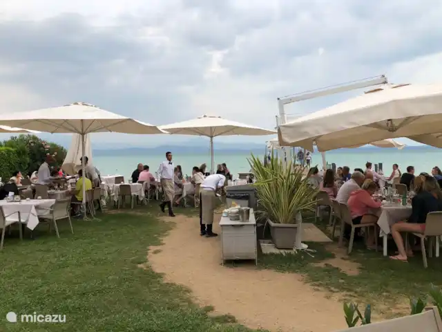 Villa Borgo Venzago | Italie, Lac de Garde, Desenzano del Garda - villa Il y a un large choix de restaurants dans toutes les gammes de prix dans la région.