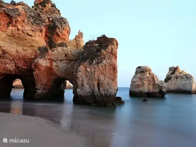Casa Carpe Diem | Portugal, Algarve, Alvor - villa Belles promenades le long de la côte de l'Algarve, près de Casa Carpe Diem.
