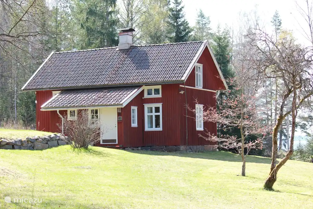 Genießen Sie den schönen großen Garten