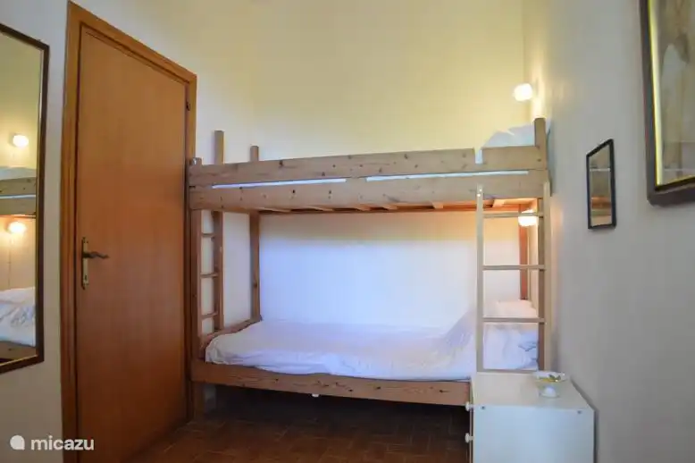 Dormitorio apartamento en planta baja.