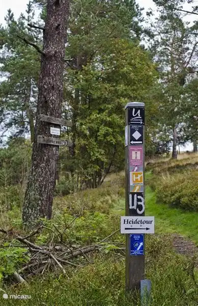 Die Wander-/ Radwege sind gut ausgeschildert!