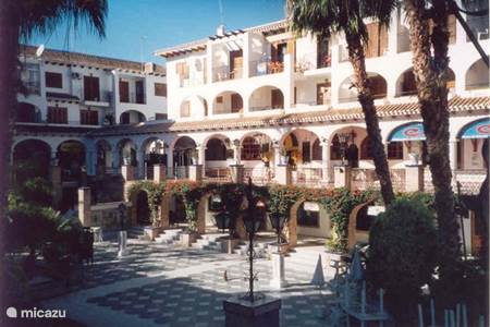 Villamartin Plaza en omgeving