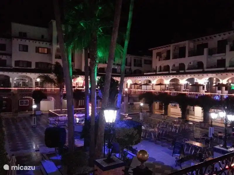 On the plaza of Villa Martin you will find several restaurants and pubs where it is nice to stay. It is only a 10-minute walk away.